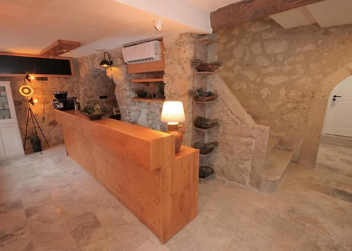 Selavi Готель Чешме