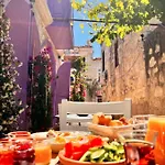 Hotell Selavi *