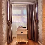 Hotel Selavi *